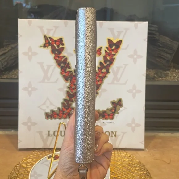 Kate Spade Metallic Zippy Wallet - Picture 6 of 13